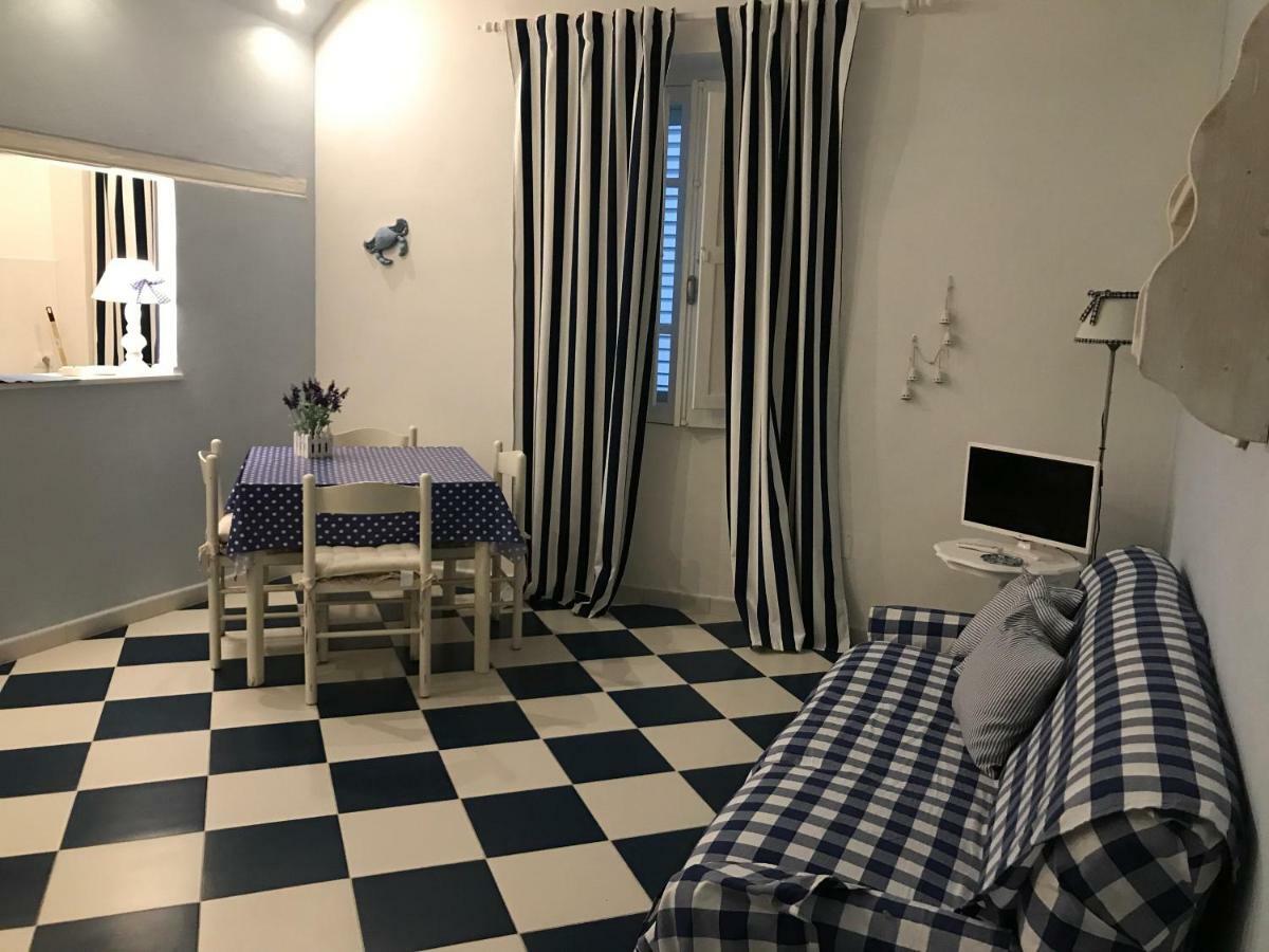 Light Blue Guest House Альгеро Екстер'єр фото